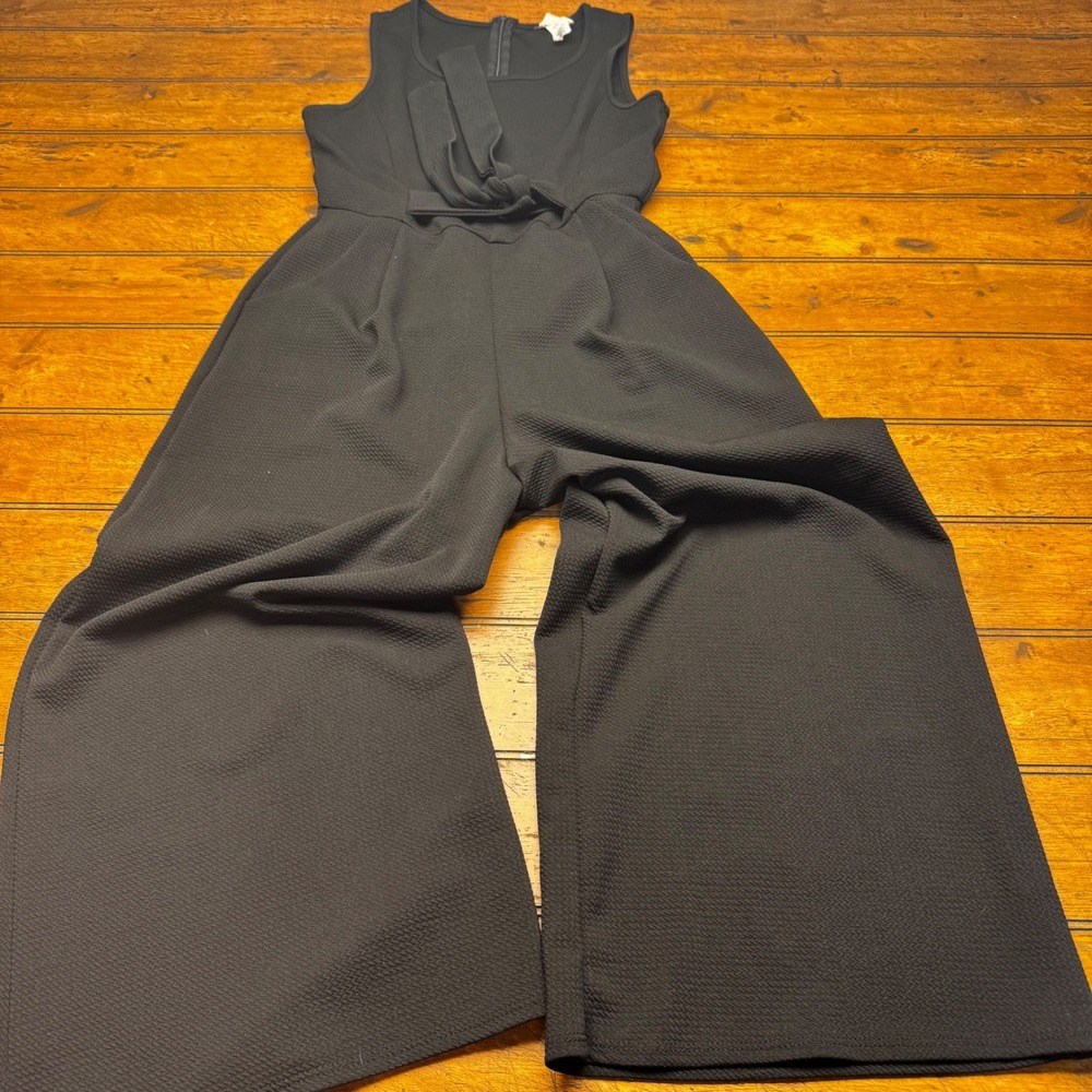Caution To The‎ Wind Black Wide Leg Tie Front Jumpsuit J5680-BT Medium